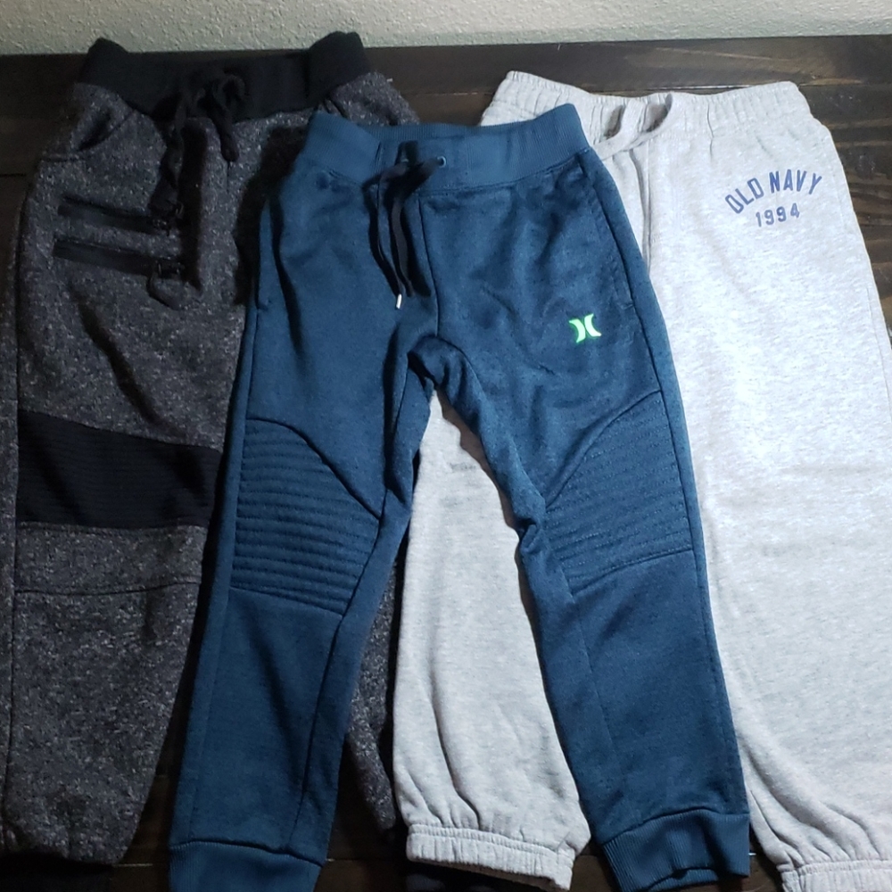 Set of 3 joggers/sweats for boys size 5